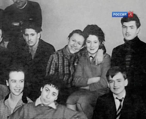 Смотреть