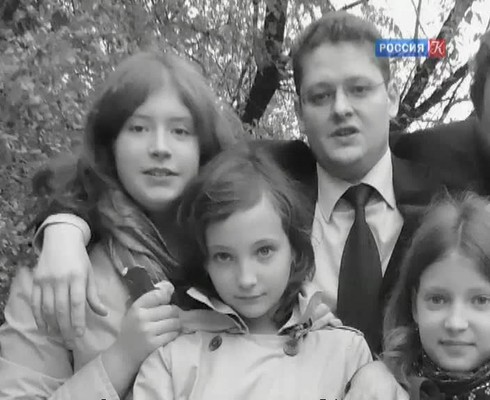 Смотреть
