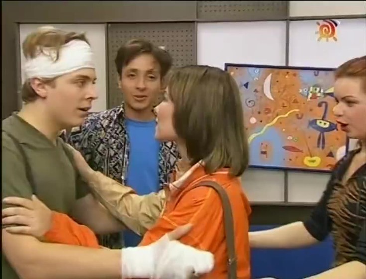 Смотреть "FM и ребята. 9 серия. Любовь и разлука" онлайн