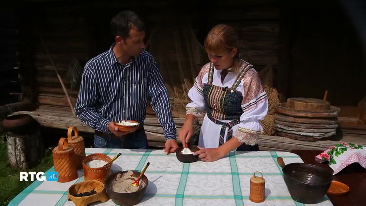 Деревенская кухня в Республике К…