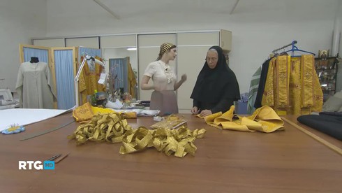 Смотреть