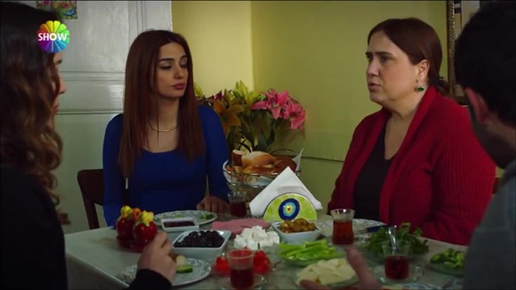 Смотреть "Два лица Стамбула. 28 серия" онлайн. Сериал - eTVnet
