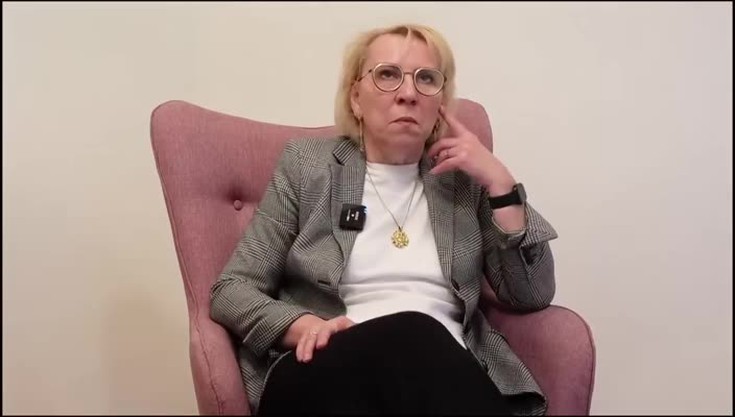 Смотреть \"Ищем выход. Елена Лукьянова про Путина в Гааге, дискредитацию ...