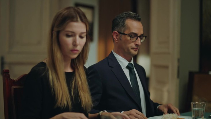 Смотреть "Девушка за стеклом. 165 серия" онлайн. Сериал - eTVnet