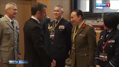 Смотреть