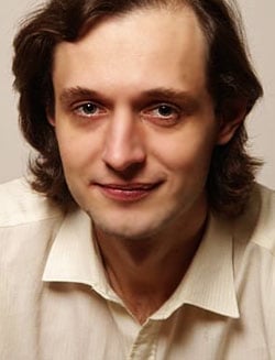 Якушов Роман