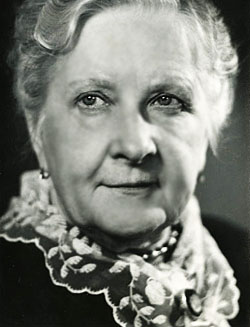 Шатрова Елена