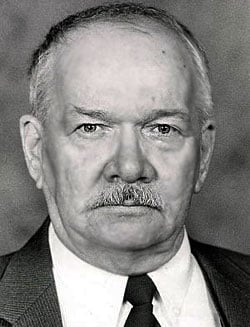 Литвинов Роман