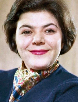 Кристалинская Майя