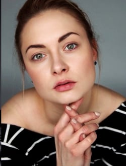 Оленникова Кристина