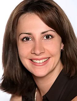 Светлова Людмила