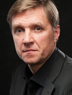 Яковлев Юрий