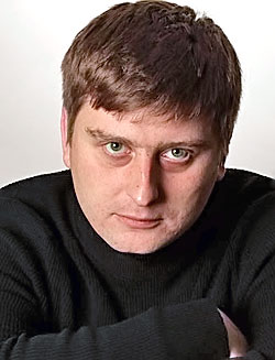 Манохин Денис
