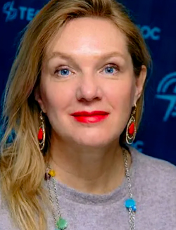 Денисова Елена