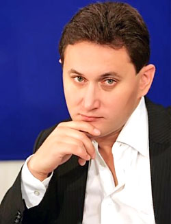 Касперов Денис