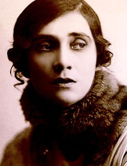 Коонен Алиса