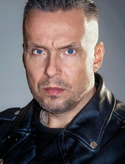 Столяров Константин