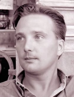 Лайонс Дерек
