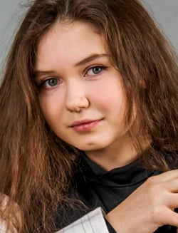 Стефанович Полина