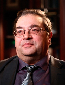 Петров Юрий