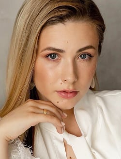 Фалей Елизавета