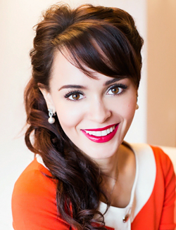 Калашникова Анна