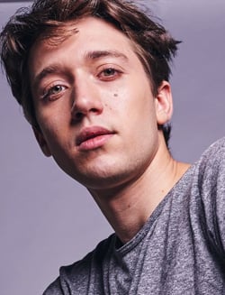Левда Яков