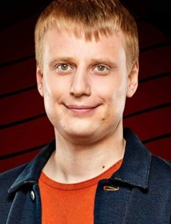 Комиссаренко Слава