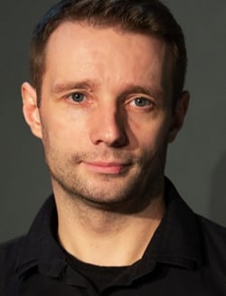 Пеккер Евгений