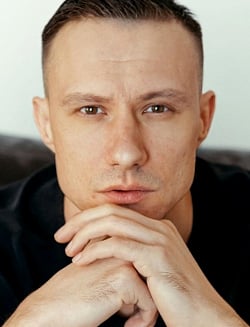 Гайдамак Роман