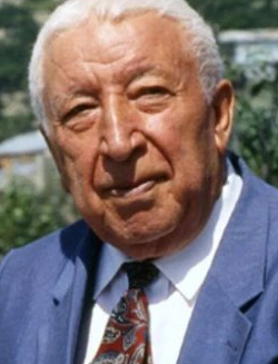 Гамзатов Расул