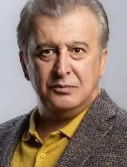 Авни Даньял Хусейн